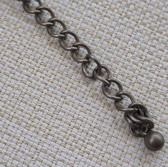 Necklace with Rhinestone Flowers Chicos Silver Tone Sparkly Dangly Layering - Picture 6 of 9